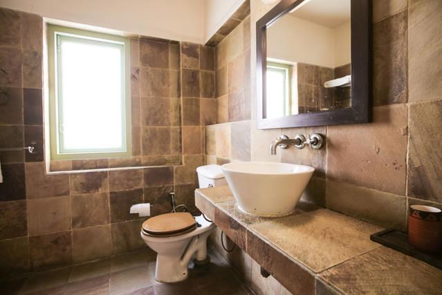 G 49 Bed & Breakfast New Delhi Buitenkant foto