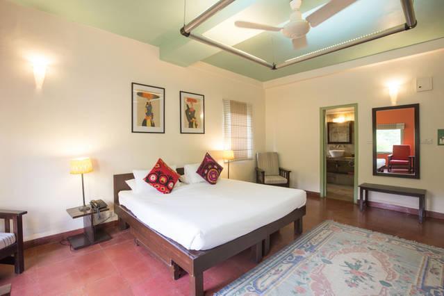 G 49 Bed & Breakfast New Delhi Buitenkant foto