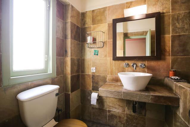 G 49 Bed & Breakfast New Delhi Buitenkant foto