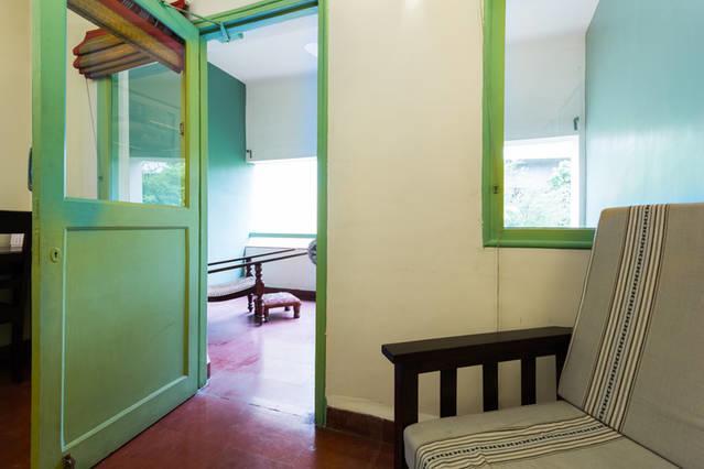 G 49 Bed & Breakfast New Delhi Buitenkant foto